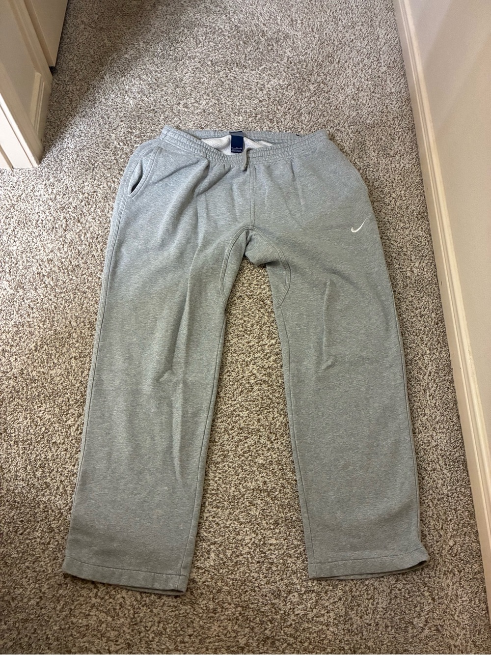 Nike Men’s XL Grey sweatpants